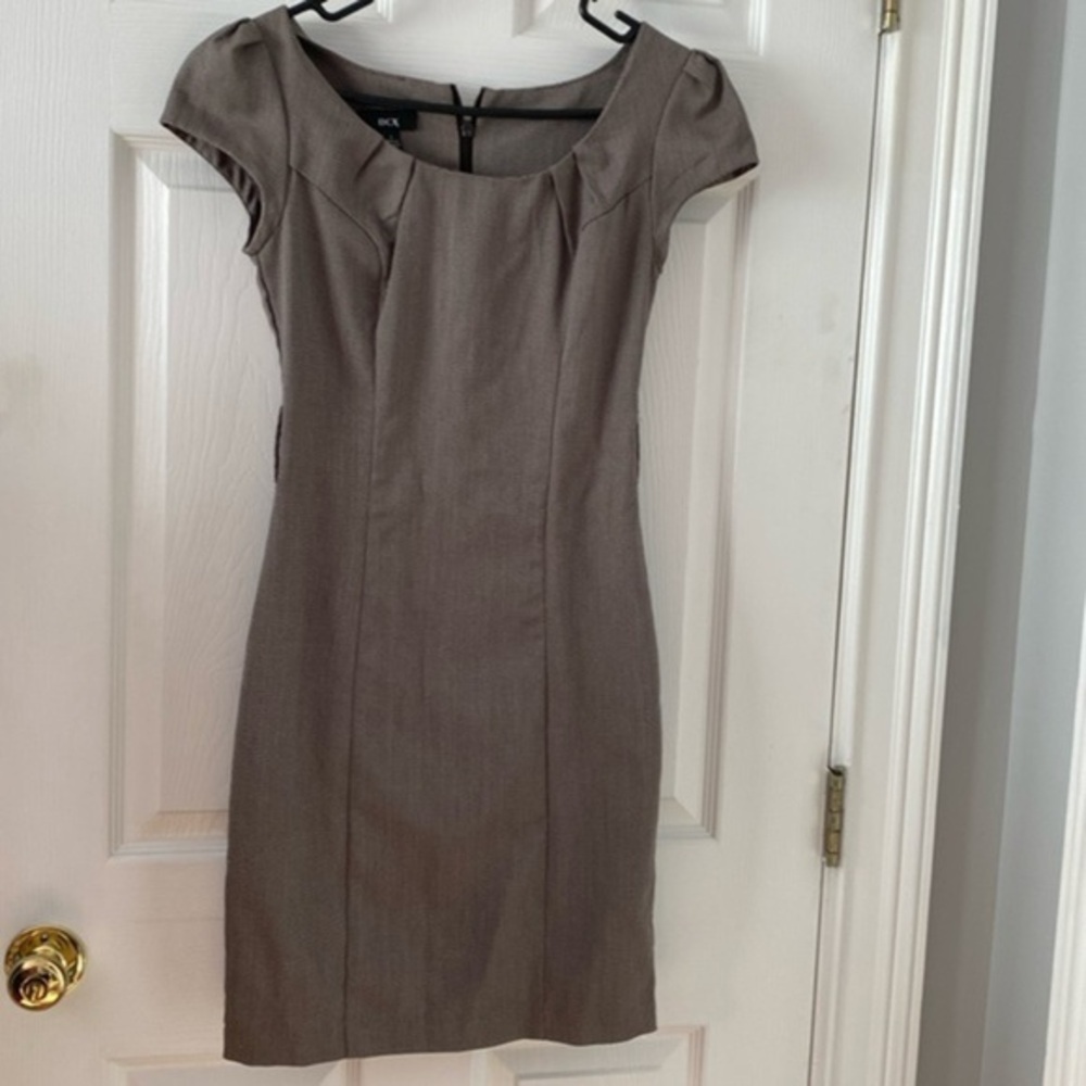 Women dress